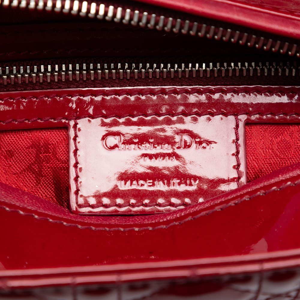 Pre-Loved Dior Medium Patent Cannage Lady Dior - Picture 5 of 8